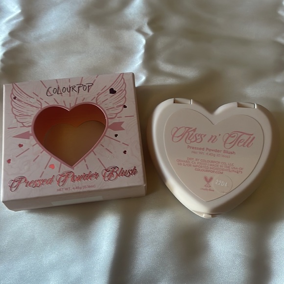 Kiss n Tell Colourpop Heart Blush - Picture 5 of 5